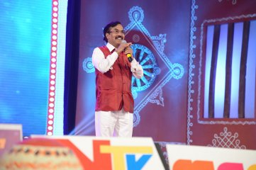 Govindhudu Andari Vaadele Movie Audio Launch